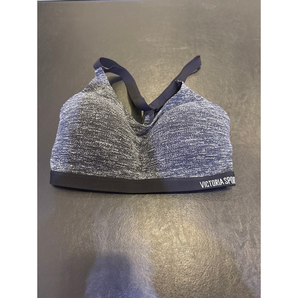 Victoria sport sports bra size 34DD black and gray
